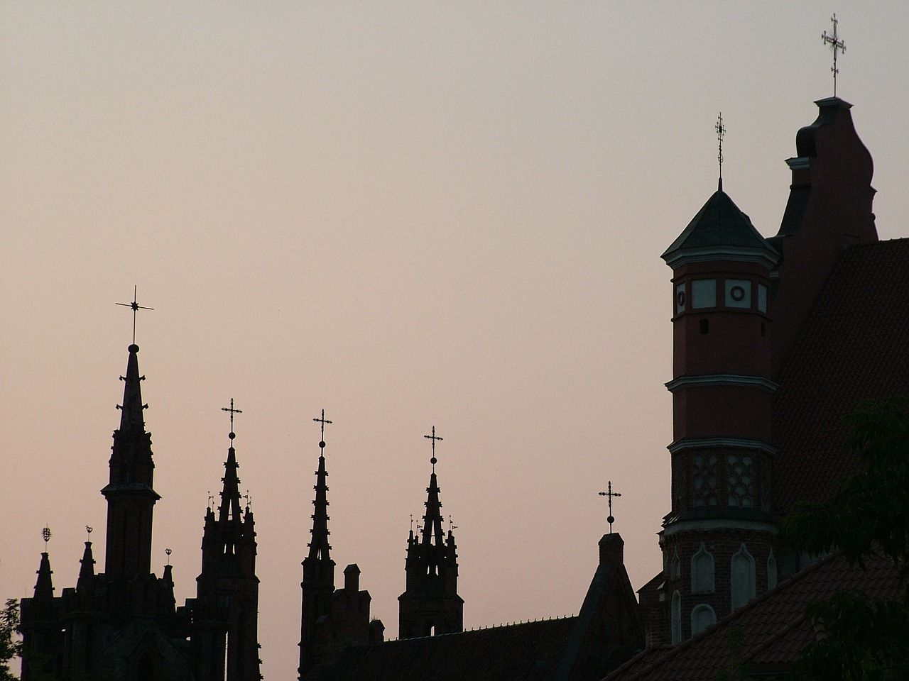 Lithuania 96965 1280