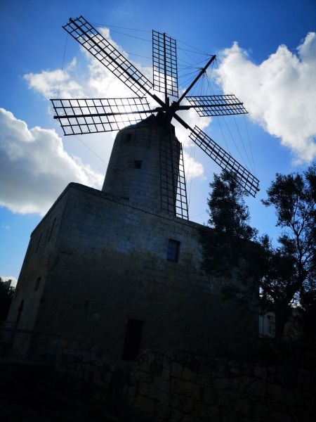 Zurriq windmill a dimitrova