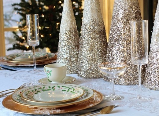 Medium christmas dinner 1926937 640