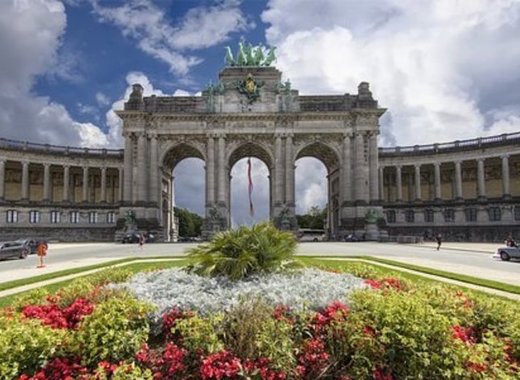 Medium belgium 2728481 340
