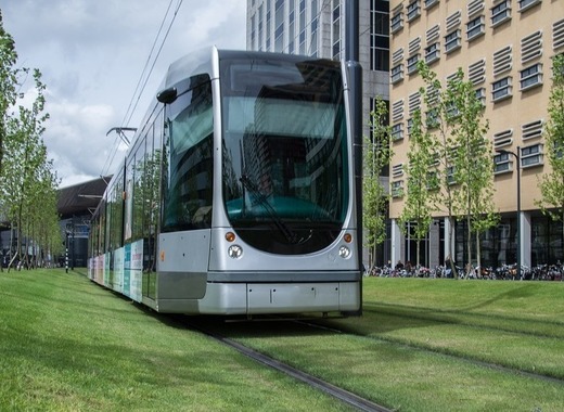 Medium tram 1481395 1280