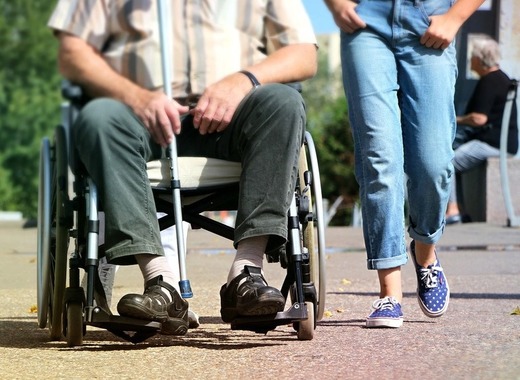 Medium wheelchair 1629490 1280