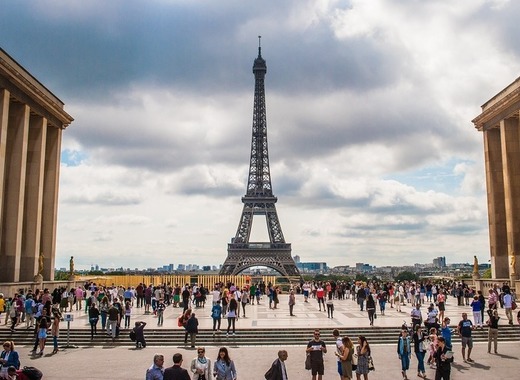 Medium eiffel tower 974997 1280