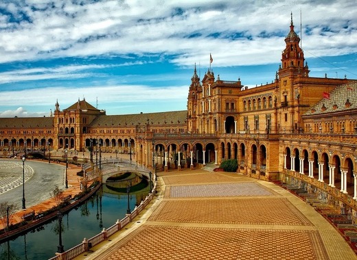 Medium plaza espana 1751442 1920