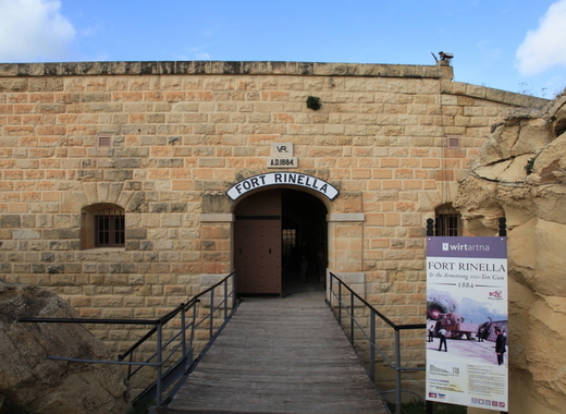 Medium malta kalkara fort rinella 10 ies