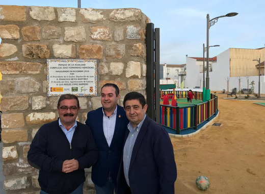 Medium 1800 square meters of green area in sabiote inaugurated in the end of december