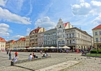 Thumb market square 904233 1280