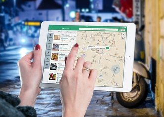 Thumb digital transformation of european cities