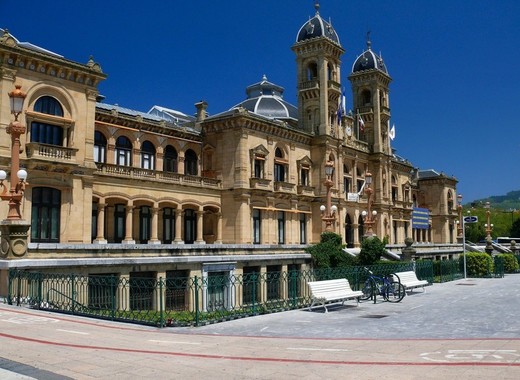 Medium san sebastian city hall2