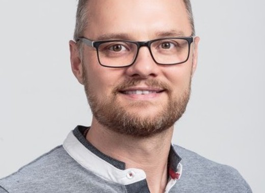Medium petr rys