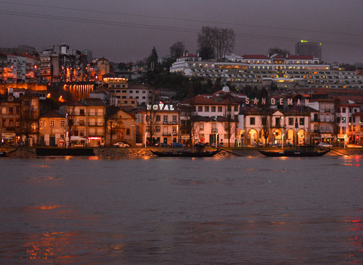 Medium vila nova de gaia