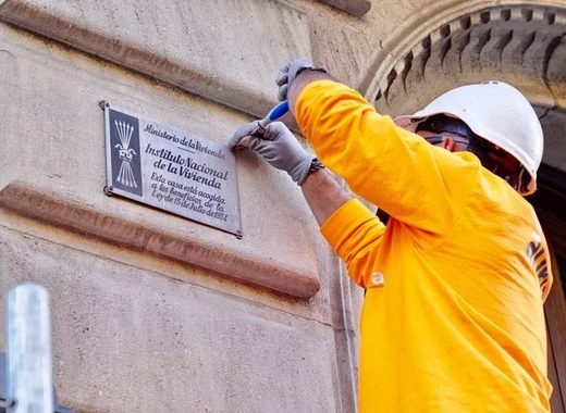 Medium francoist plaque removal