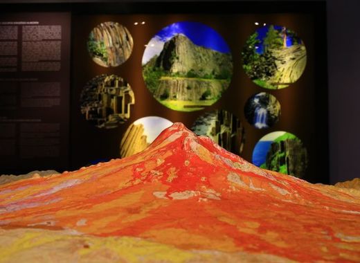 Medium volcano park