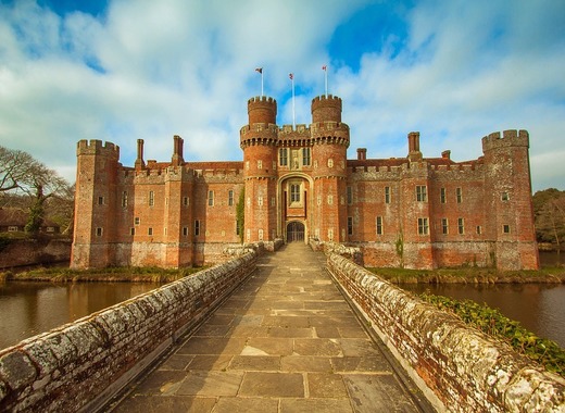 Medium herstmonceux castle 839624 960 720