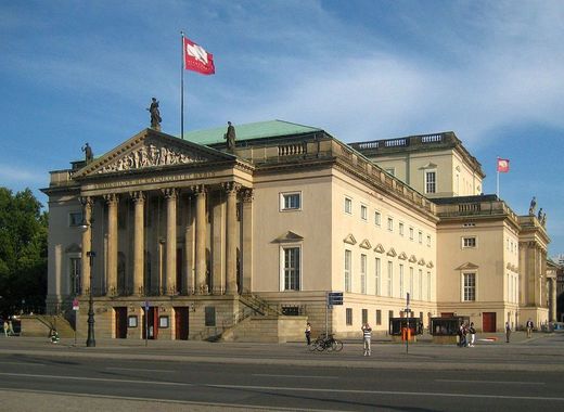 Medium 1024px berlin mitte unter den linden staatsoper 02