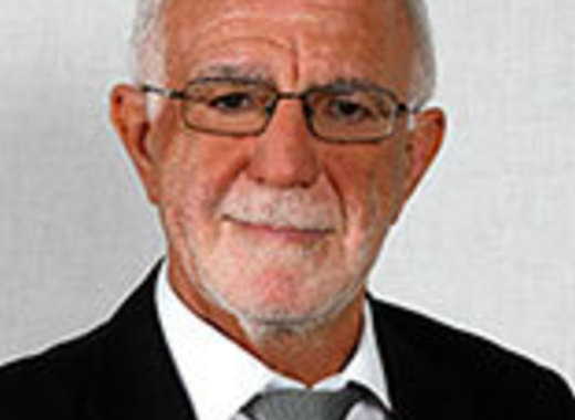 Medium kyriakos kareklas