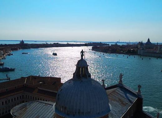 Medium venezia