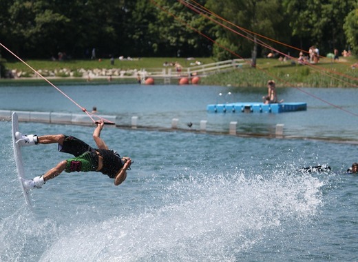 Medium wakeboard 489407 960 720