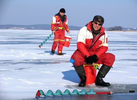 Medium icefishing