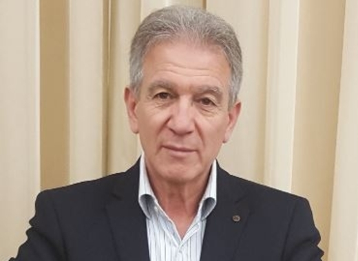 Medium petros angelidis1