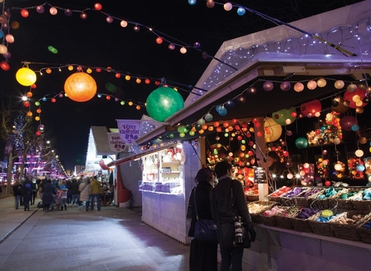 Medium champs elysee christmas market paris 1