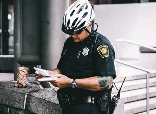 Medium police