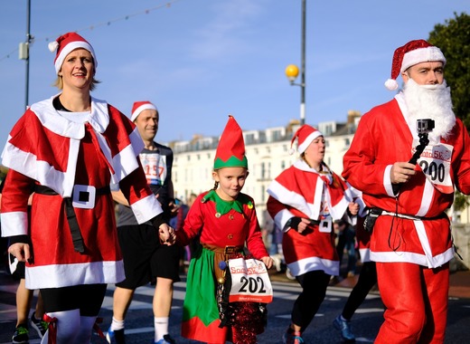 Medium santa run