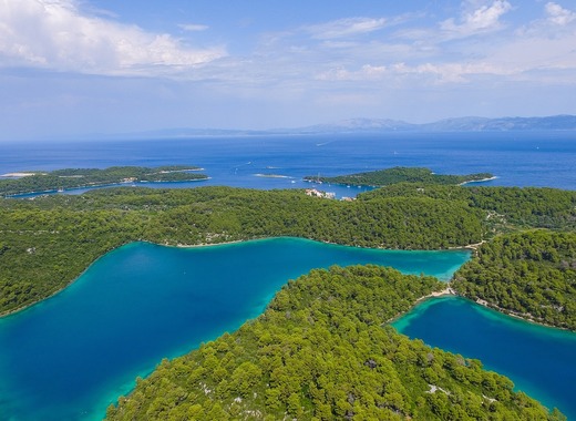 Medium archipelago