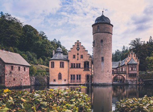 Medium castle