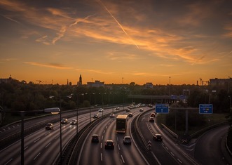 Thumb highway 4503441 1280