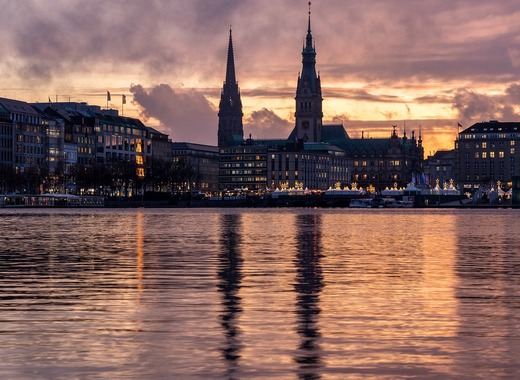 Medium hamburg 4667427 1280