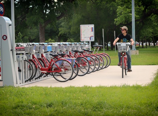 Medium bicycling