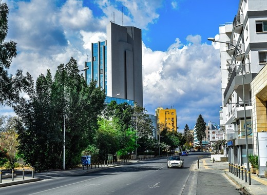 Medium street 3305025 1280