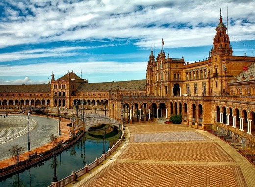 Medium plaza espana 1751442 1280