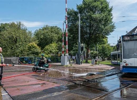 Medium amsterdam water spray