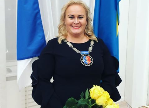Medium mrs triin varek