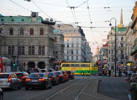 Medium vienna 558681 340