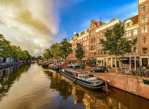 Medium amsterdam 1910176 960 720