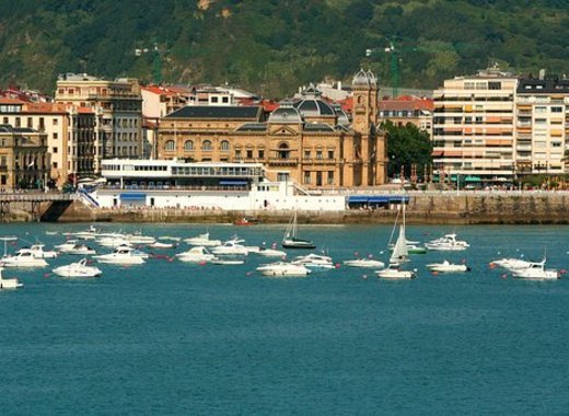 Medium san sebastian 2700408 340