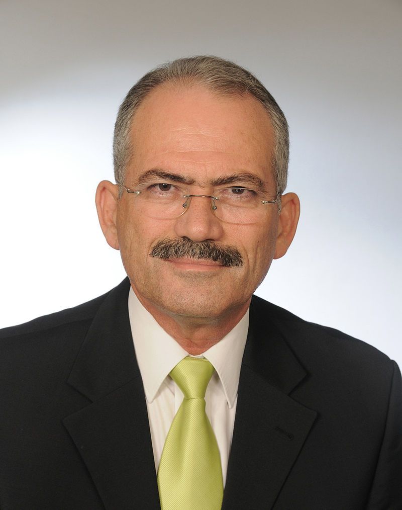 800px nicos nicolaides edek mp