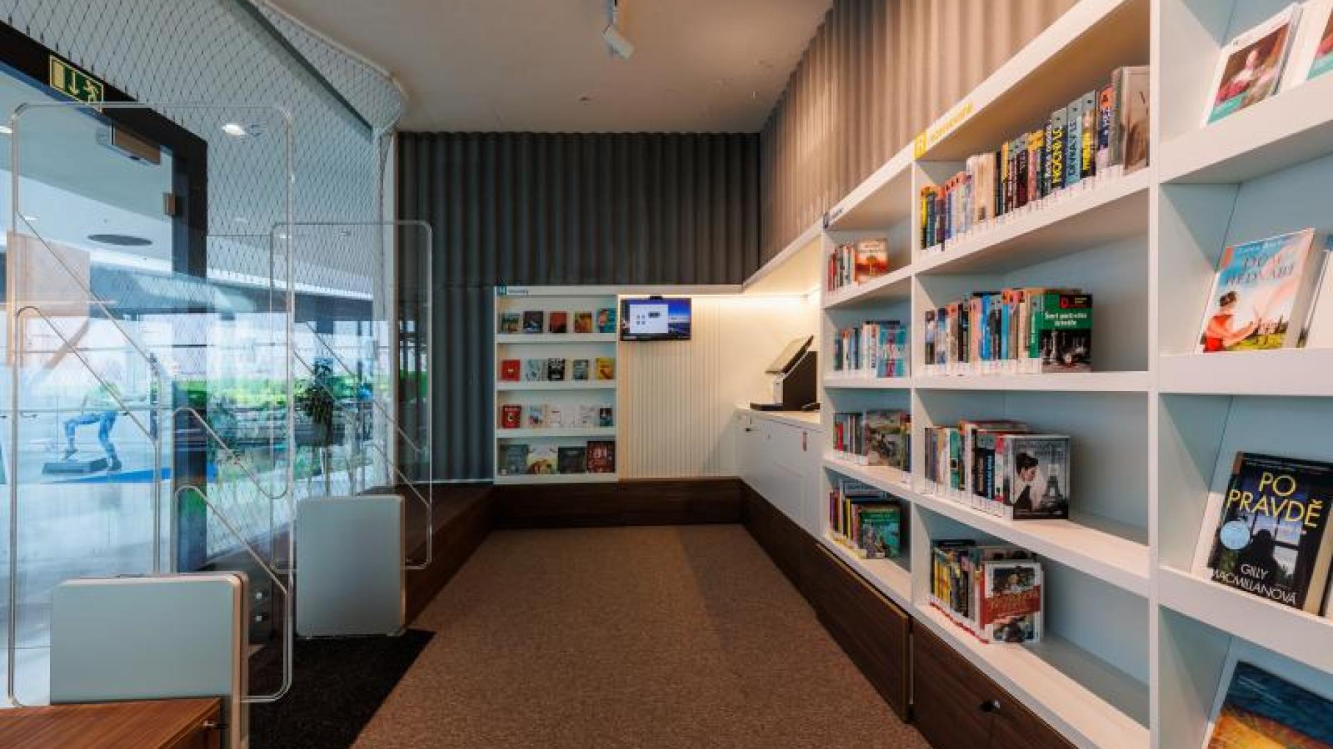 Prague opens a selfservice library in a shopping centre TheMayor.EU