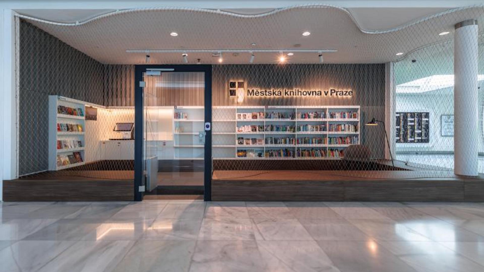 Prague opens a selfservice library in a shopping centre TheMayor.EU