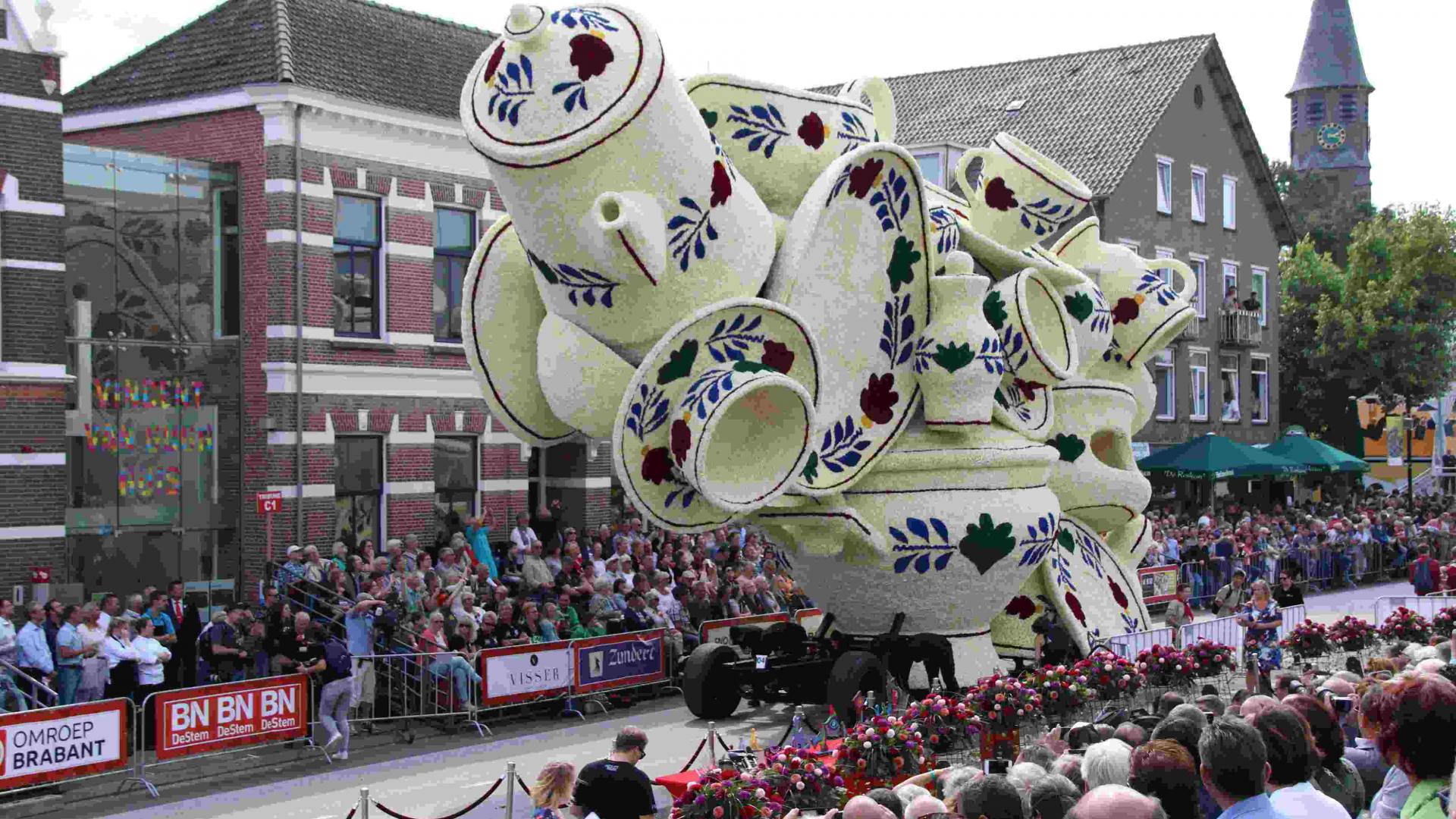 Largest flower parade in the world to take place next month TheMayor.EU