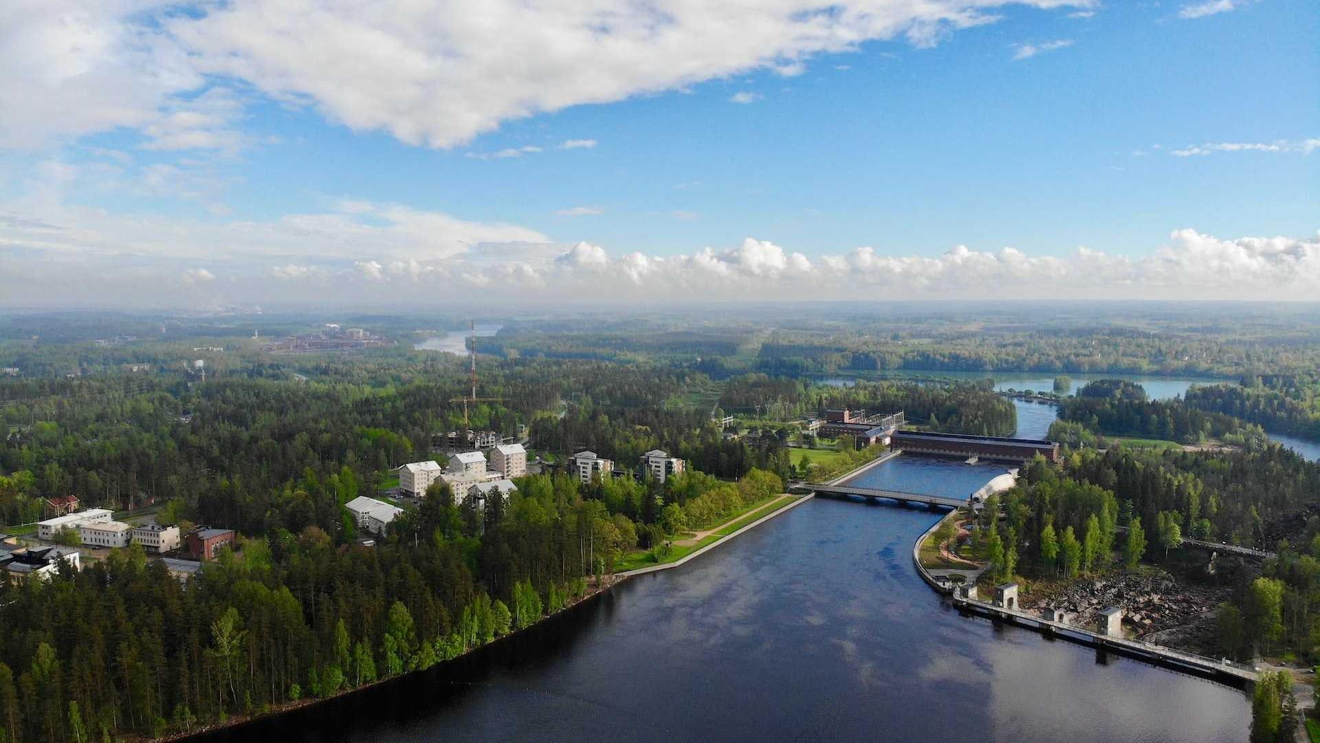 finnish-towns-play-ukrainian-anthem-every-day-to-russian-tourists