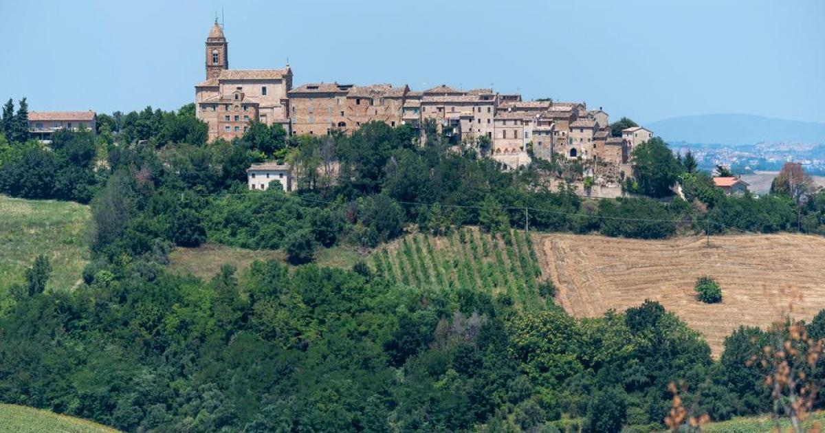 Puoi affittare questo villaggio italiano per la tua festa