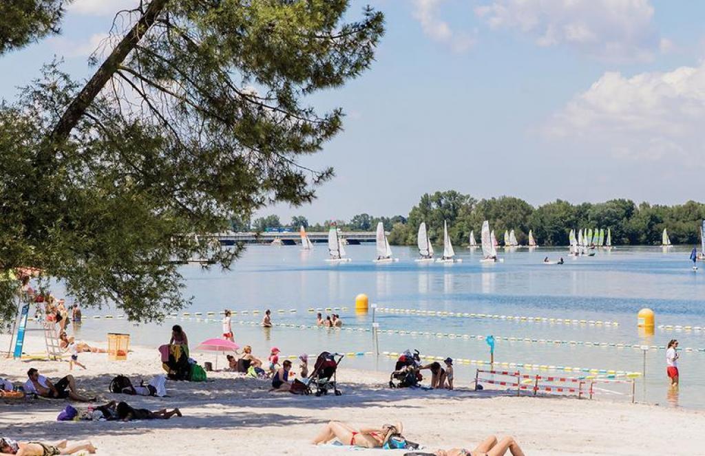 The beach in Bordeaux opens this weekend