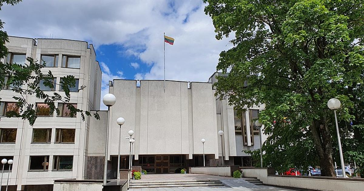 Lietuvoje vėl atidaromos lauko erdvės, vairavimo mokyklos