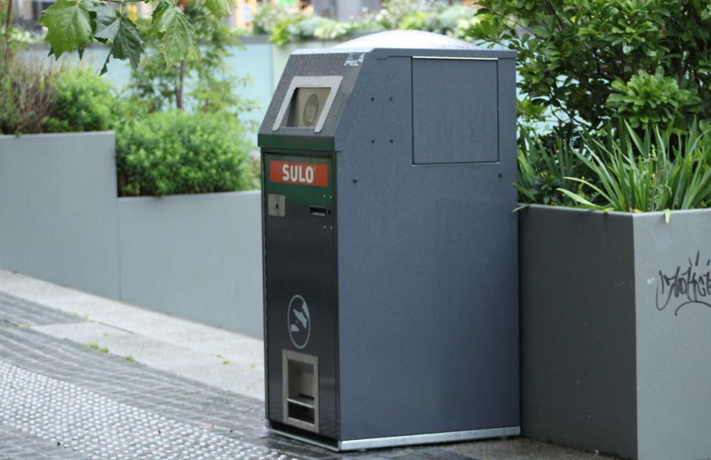 Leuven is experimenting with smart trash bins