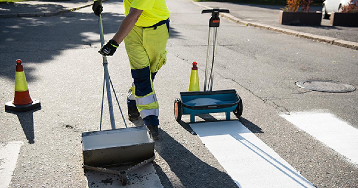 Helsinki introduces biobased road marking compound TheMayor.EU