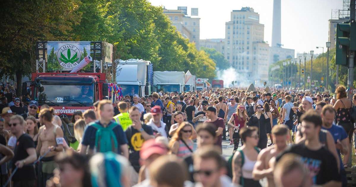 The Train of Love will pass through Berlin bringing dancing back to the ...